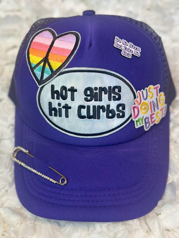 Girls Hit Curves Trucker Hat (purple)